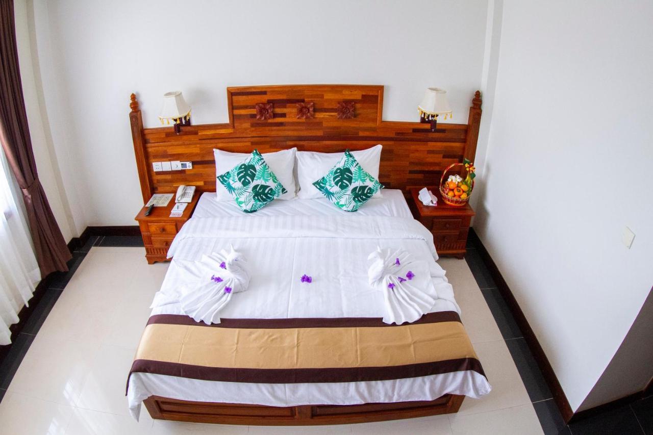 Kampong Thom Palace Hotel Экстерьер фото